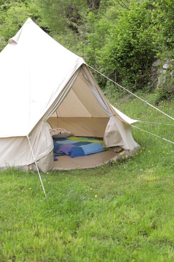 Hotel Tente Style Tepee Confort Latour-de-Carol Exterior foto