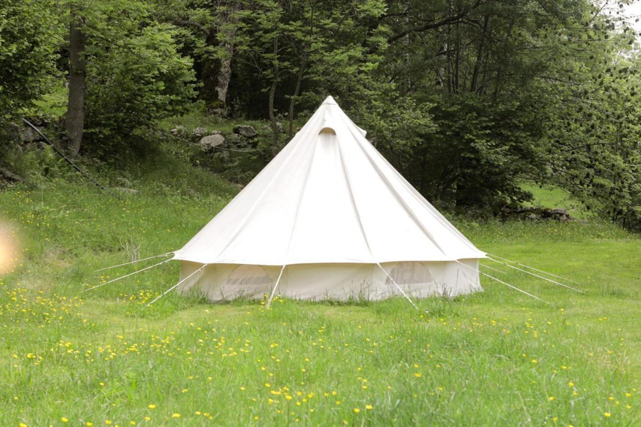Hotel Tente Style Tepee Confort Latour-de-Carol Exterior foto